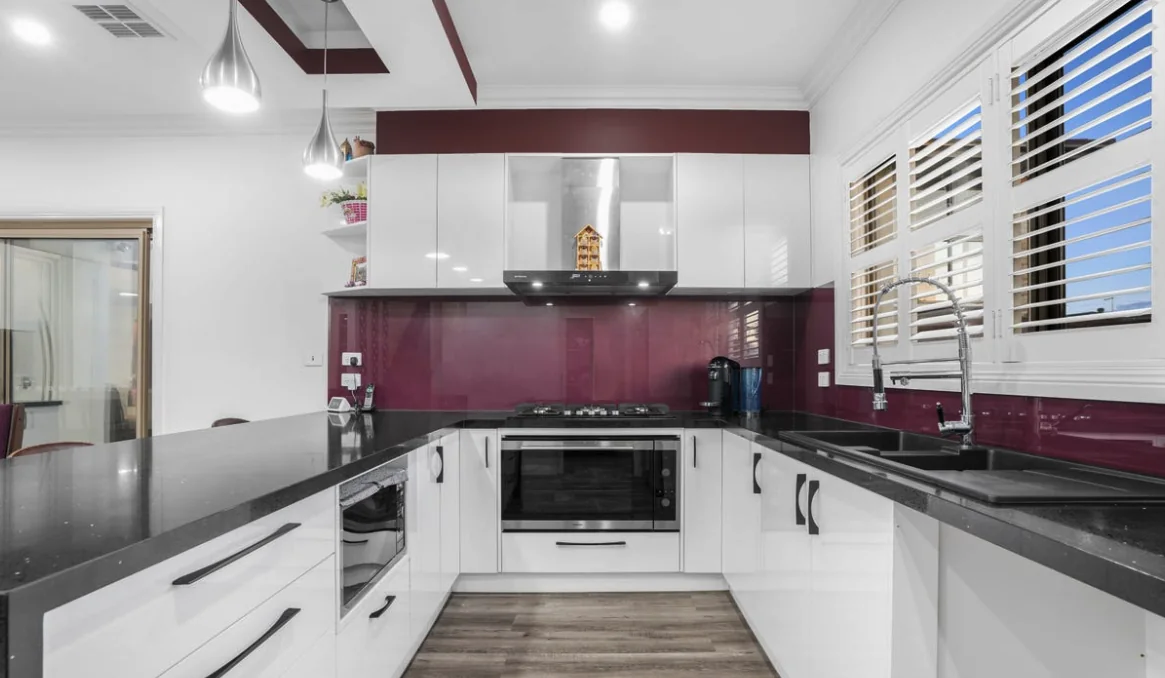 R&R Quality Constructions Project 1 new build photo 8