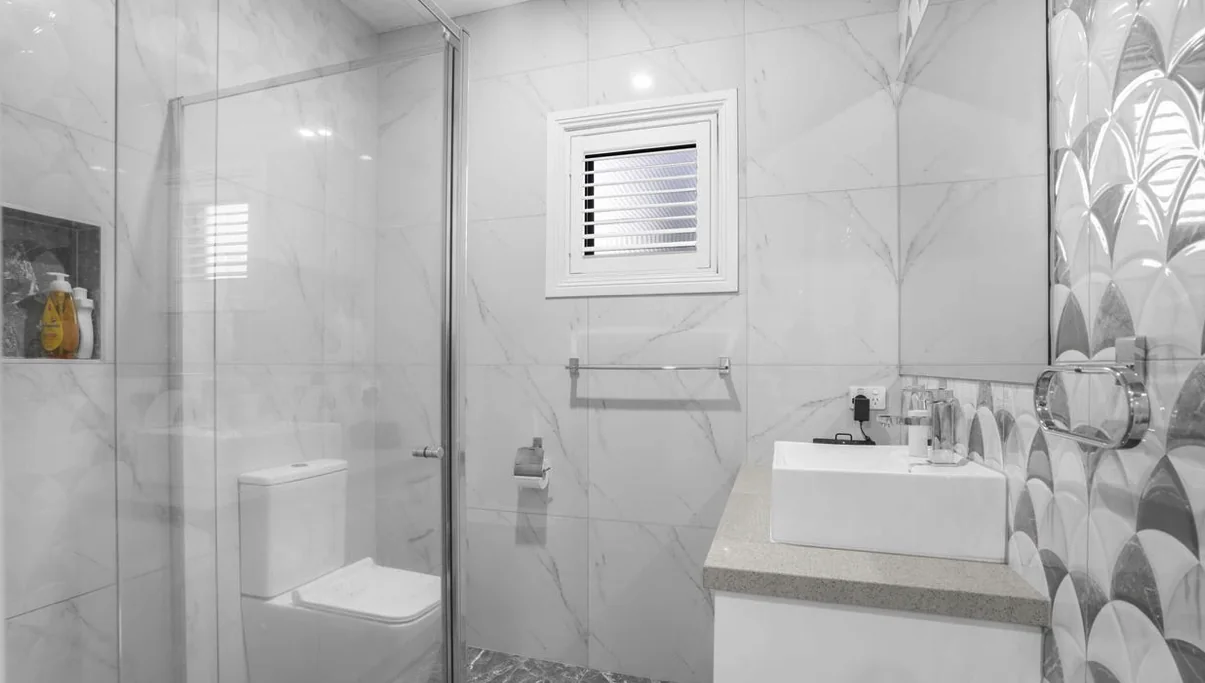 R&R Quality Constructions Project 1 new build photo 11