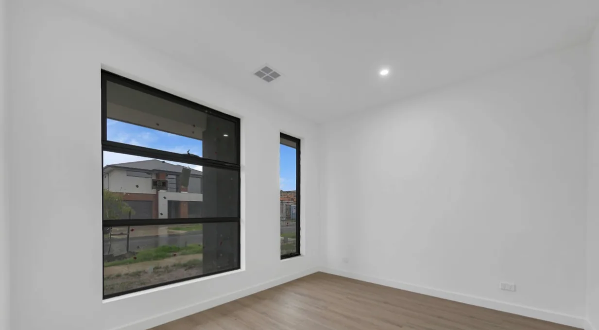 R&R Quality Constructions Project 3 new build photo 10